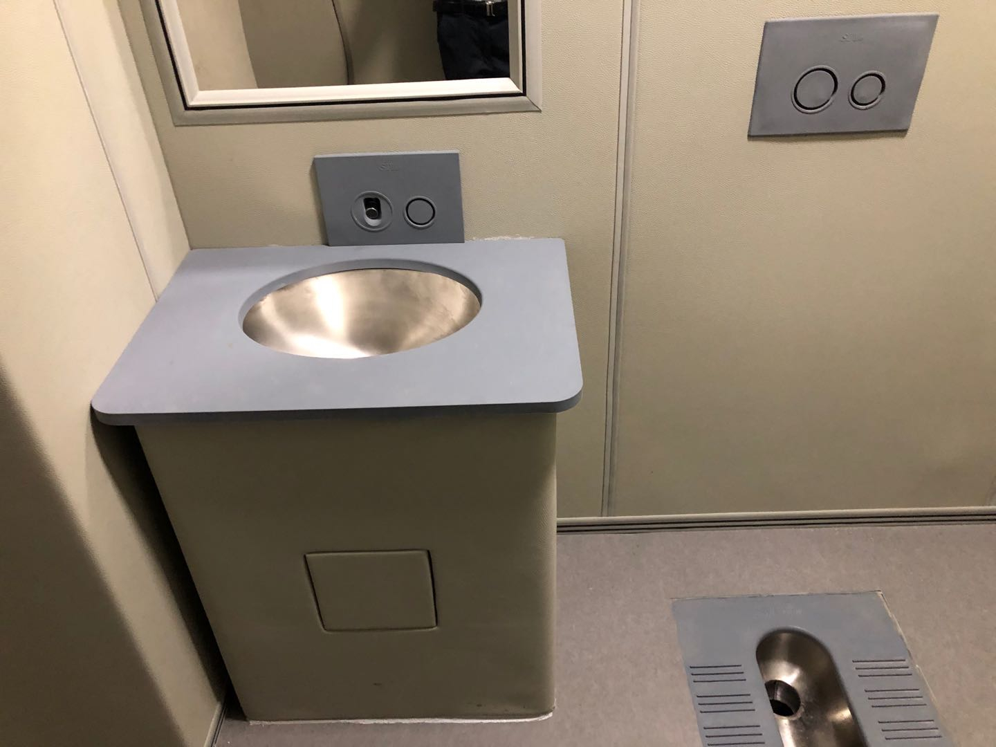 卫生间硅胶防撞卫浴洁具洗手台马桶建设案例